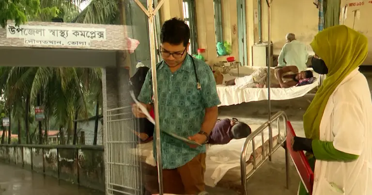 চিকিৎসক সংকটে দৌলতখান স্বাস্থ্য কমপ্লেক্স